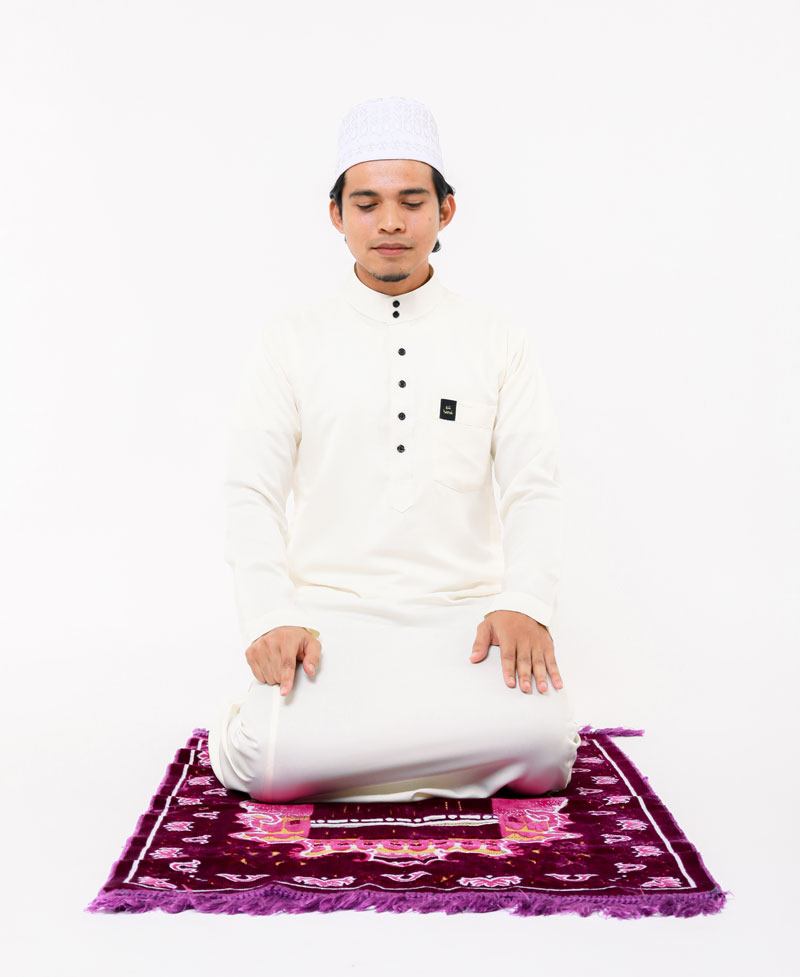 Bacaan tahiyat awal dan akhir yang shahih