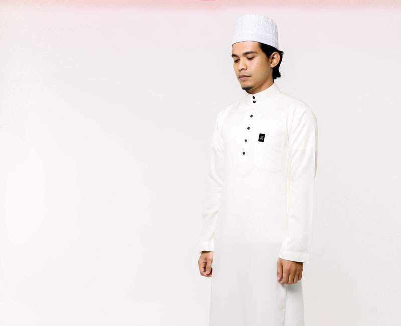 rukun solat berdiri tegak