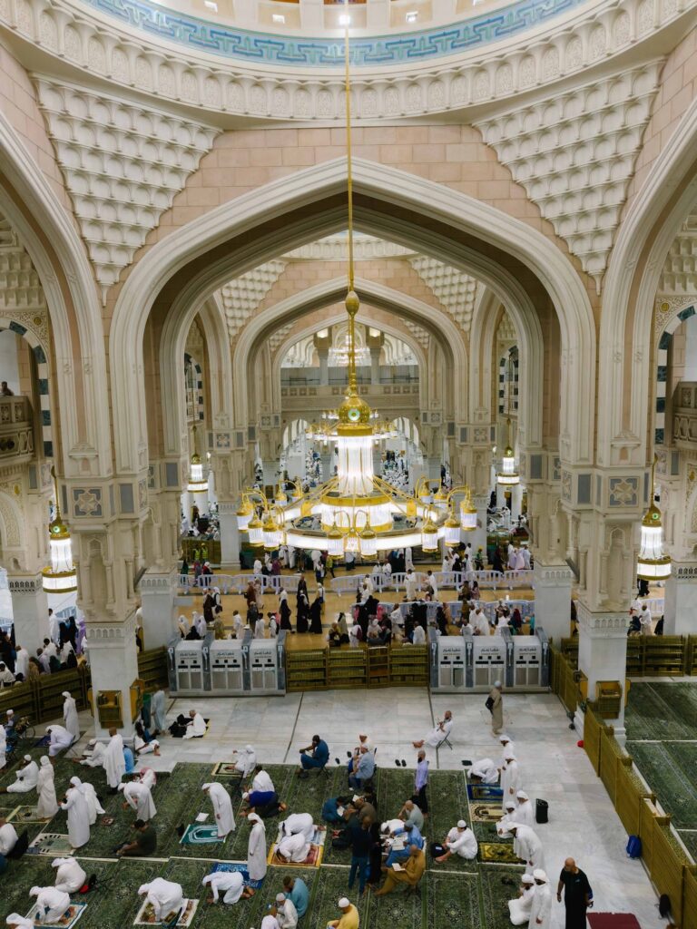 Ruang solat di bahagian perluasan Masjidil Haram