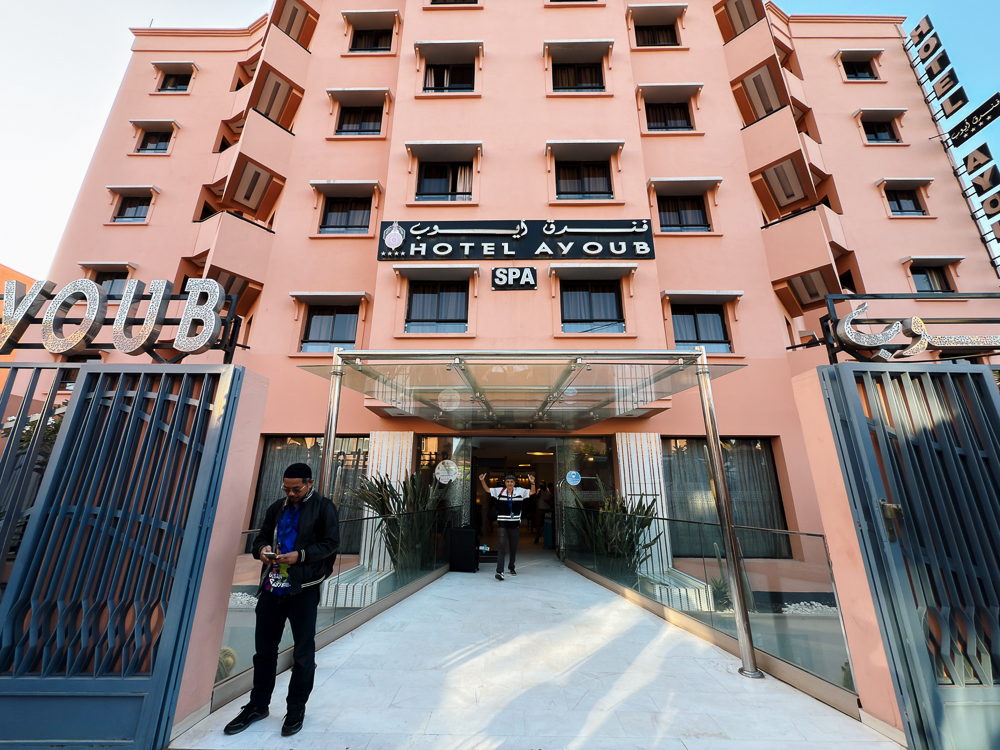 Fasad merah jambu Hotel Ayoub and Spa di Gueliz, Marrakech