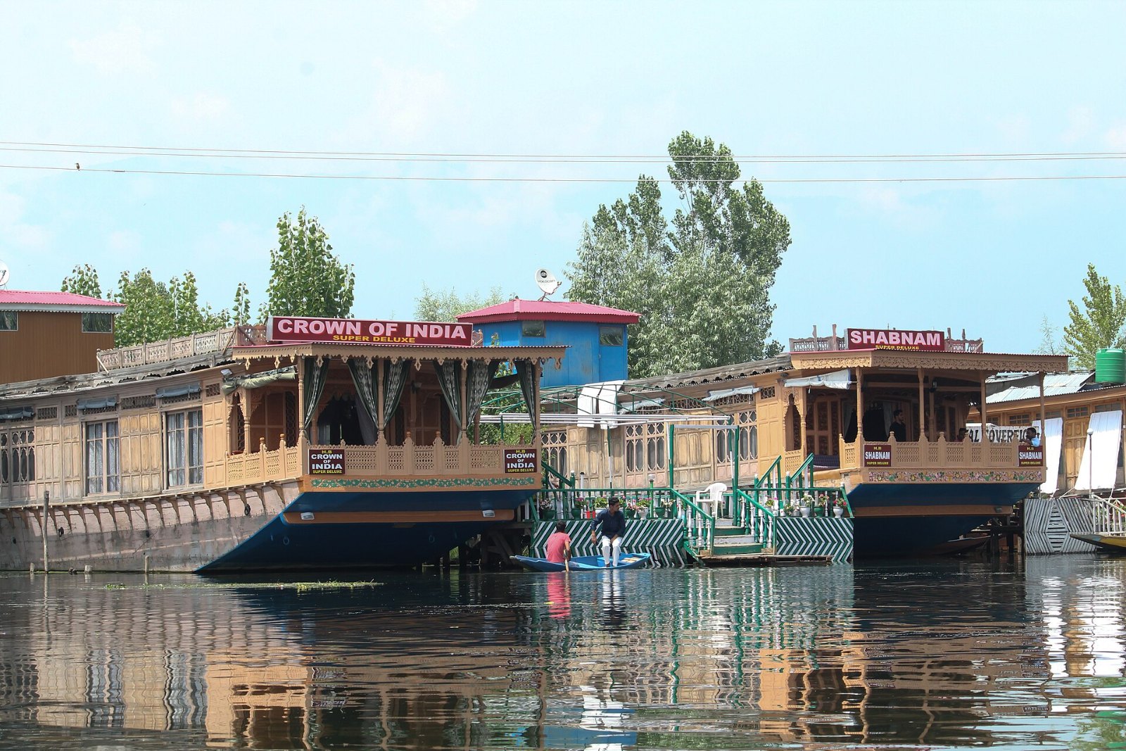 Deretan houseboat di Tasik Dal, Srinagar
