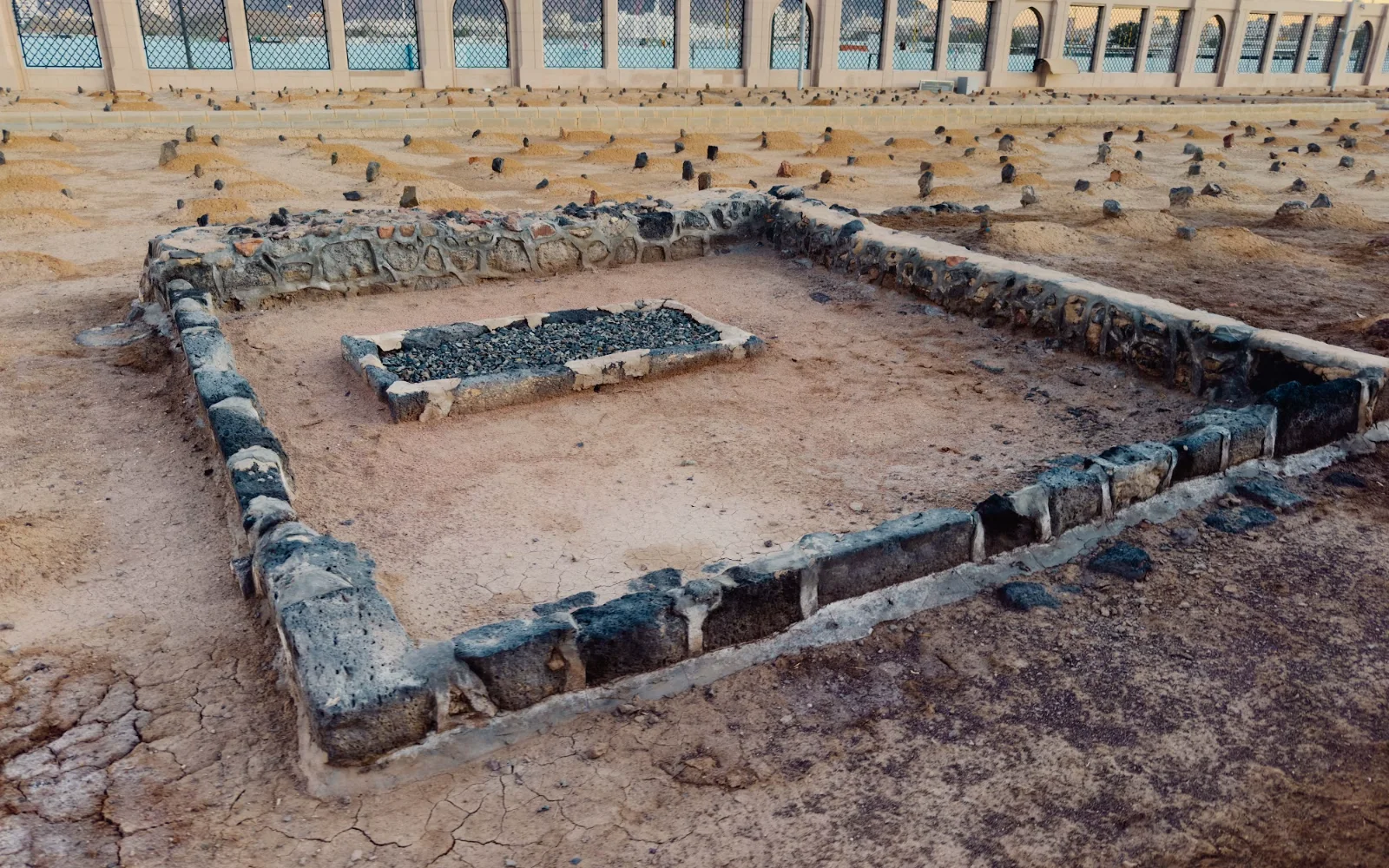 Kawasan berpagar Makam Syuhada Badar
