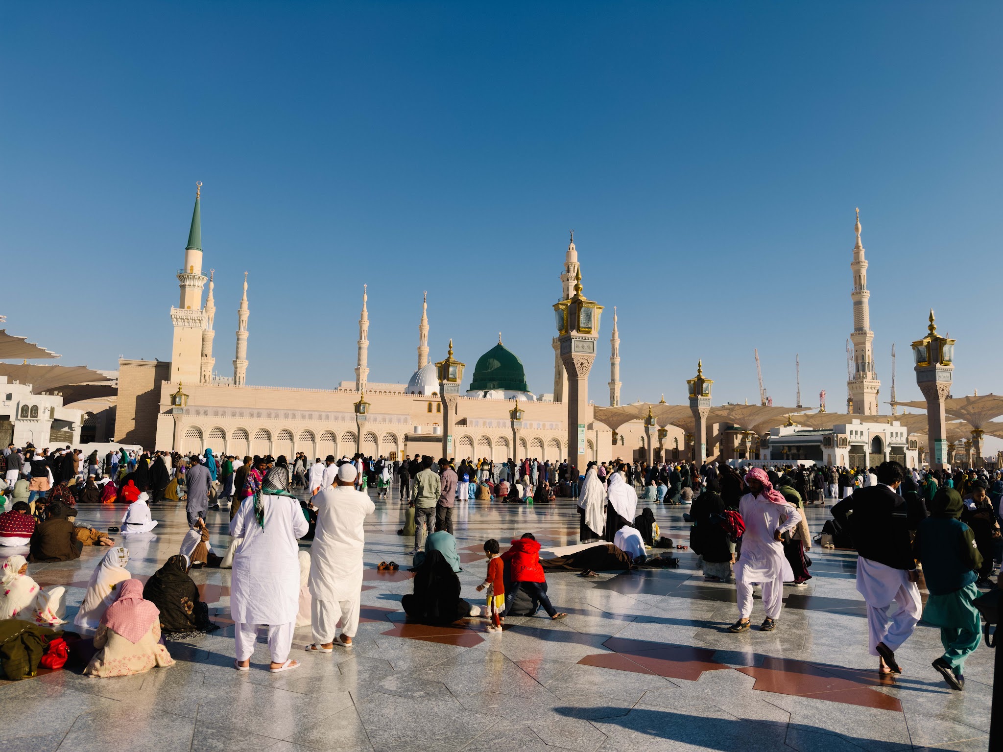 Keselamatan di Madinah, jemaah di dataran Masjid Nabawi