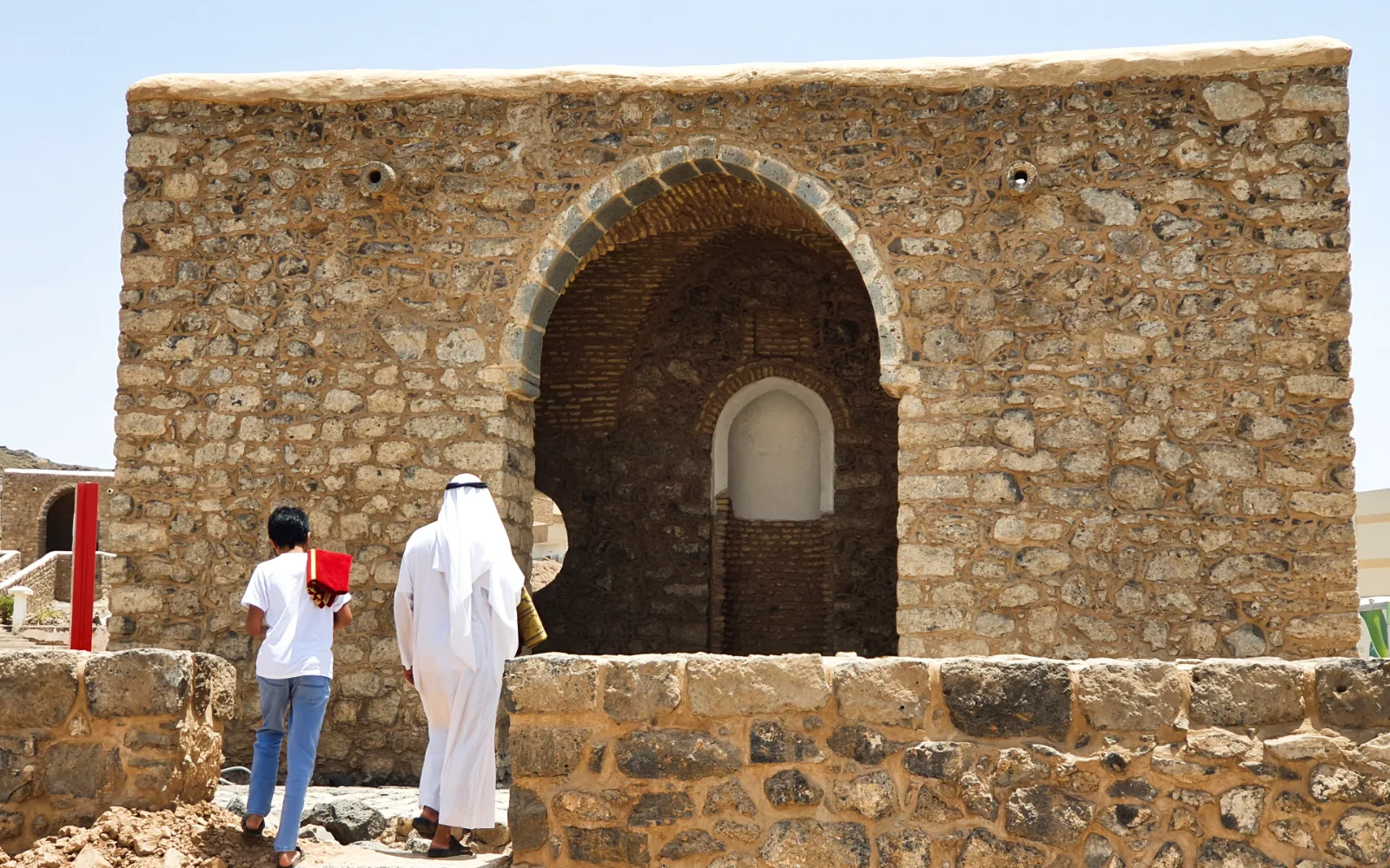 Masjid Umar bin al-Khattab di kawasan Masjid Tujuh Madinah