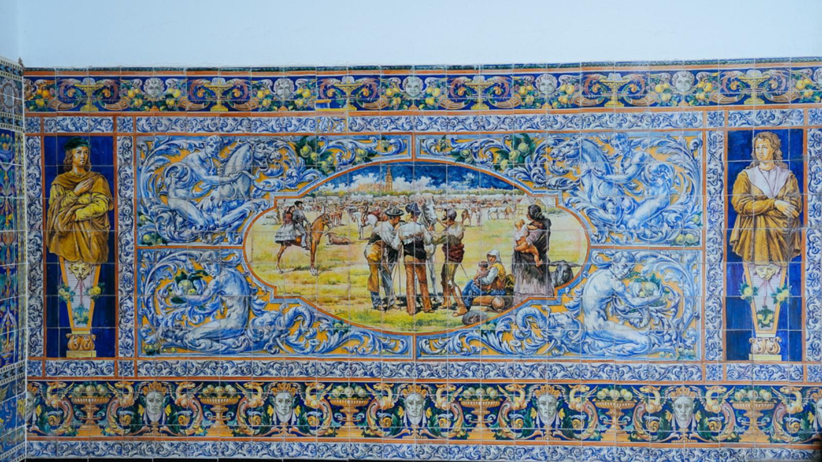 Mural jubin seramik bertema sejarah di Plaza de España, Sevilla