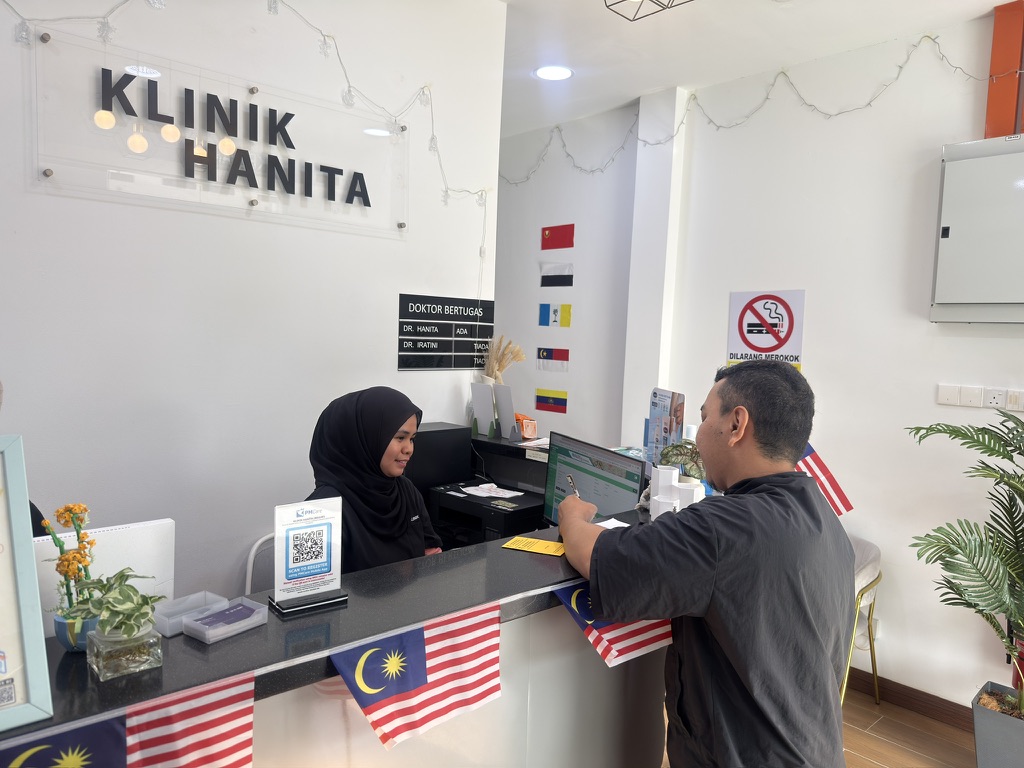 Pendaftaran pemeriksaan kesihatan di klinik sebelum haji