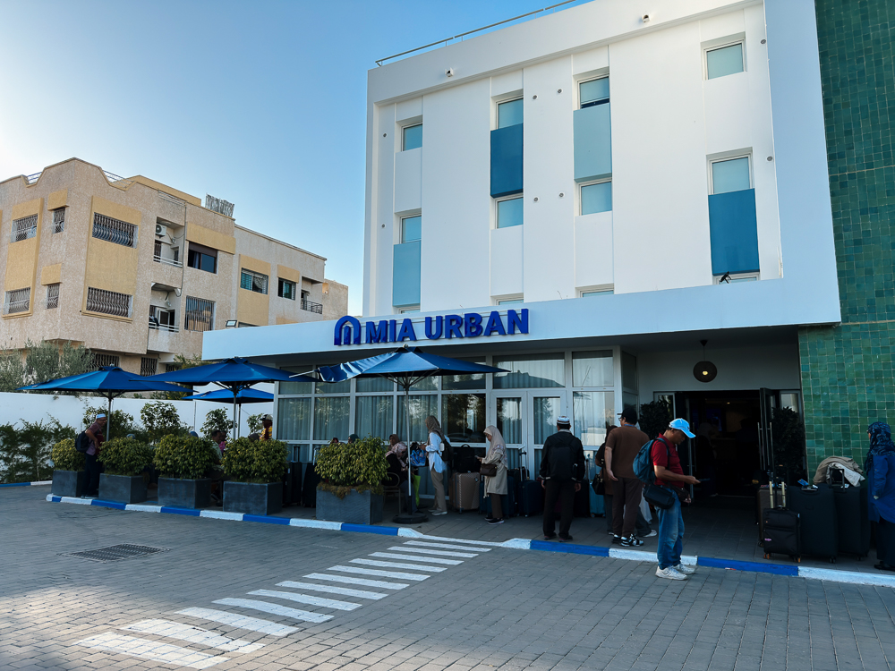 Pintu masuk utama Hotel MIA Urban Fez