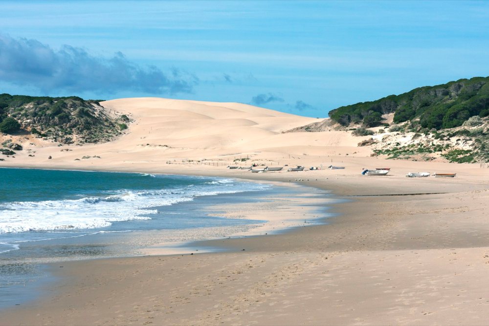 Bukit pasir Dunas de Bolonia berhampiran Tarifa