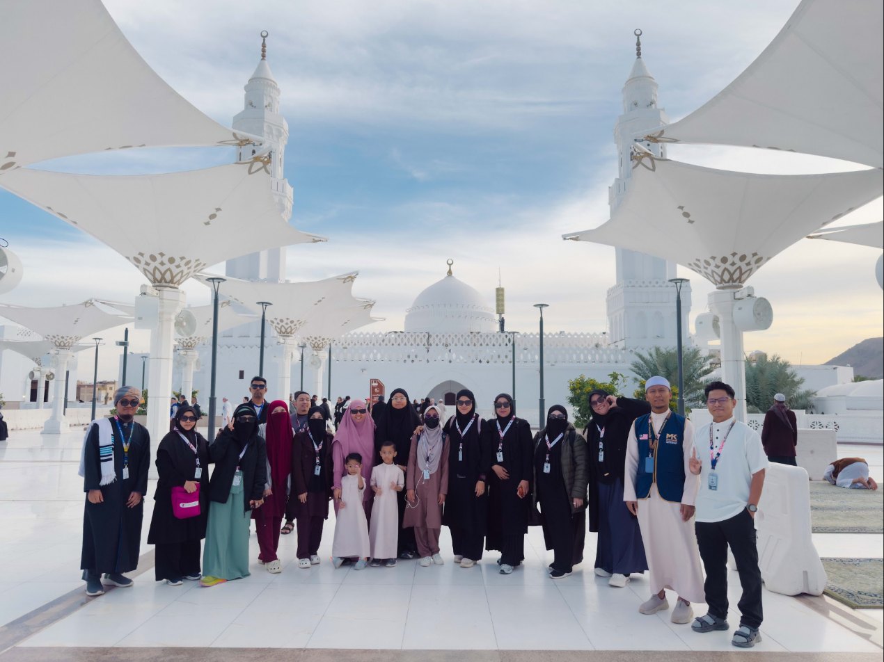 Panduan umrah wanita, jemaah wanita bersama mutawwif MK Haramain di Masjid Quba