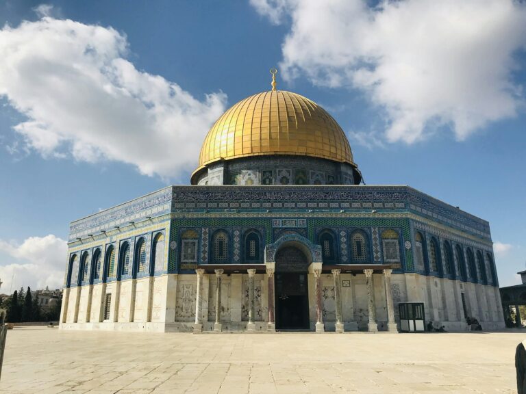 Kubah as-Sakhrah di perkarangan Masjid Al-Aqsa, Baitulmaqdis